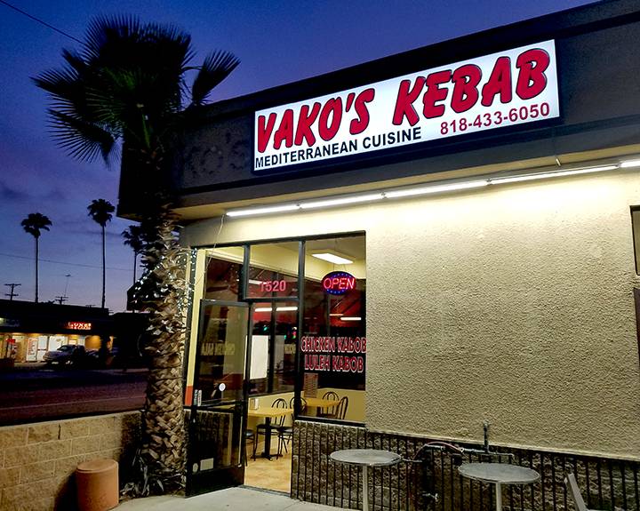 Vakos Kebab | restaurant | 1520 N San Fernando Blvd, Burbank, CA 91504, USA | 8184336050 OR +1 818-433-6050