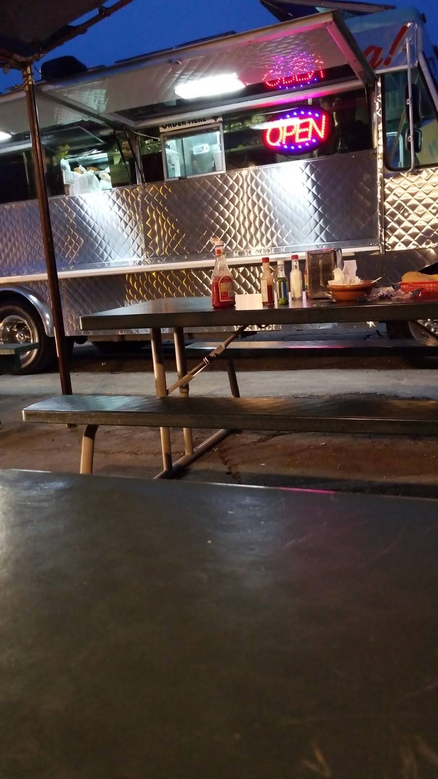 Mariscos Las Cazuelitas | restaurant | 8117 Fillmore Ave #8101, Bakersfield, CA 93306, USA | 6612817989 OR +1 661-281-7989