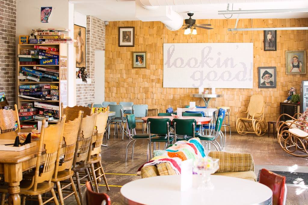 Grandmas House | restaurant | 1710 S Broadway, Denver, CO 80210, USA | 3035786754 OR +1 303-578-6754