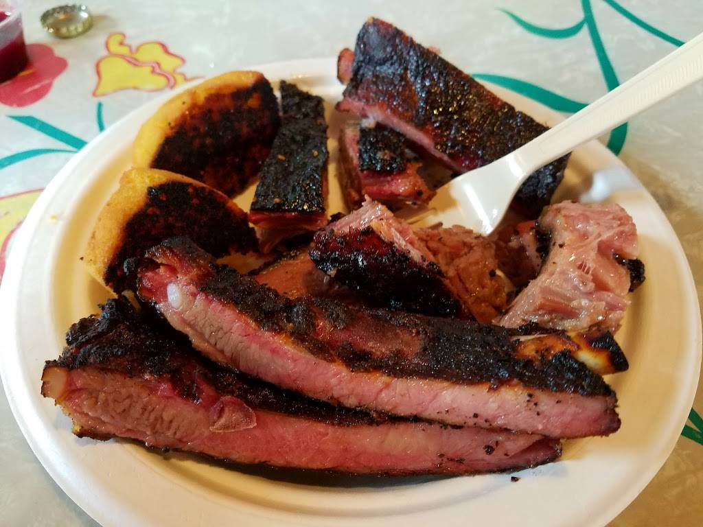 Salvage BBQ | restaurant | 919 Congress St, Portland, ME 04102, USA | 2075532100 OR +1 207-553-2100
