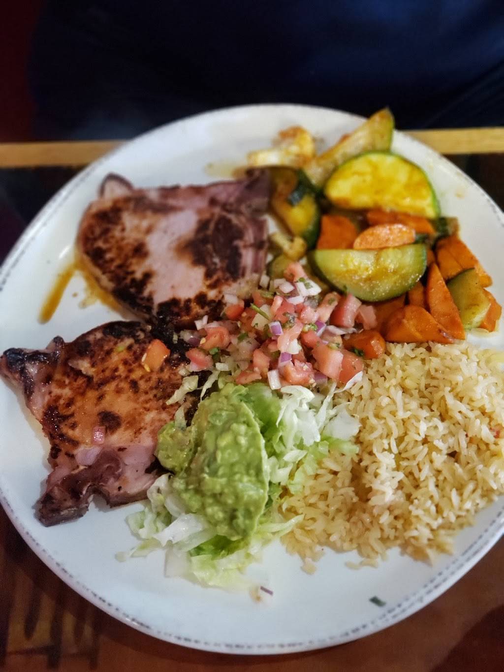 Hacienda Corona Lynn | restaurant | 649 Lynnway, Lynn, MA 01905, USA | 7815812073 OR +1 781-581-2073