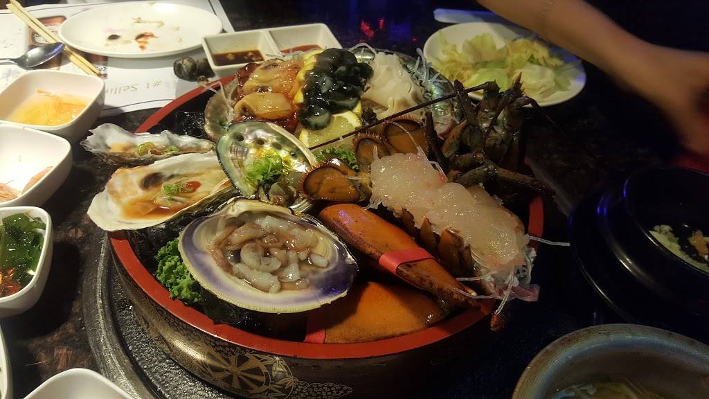Haeundae seafood restaurant | restaurant | 354 S Western Ave, Los Angeles, CA 90020, USA | 2133800708 OR +1 213-380-0708