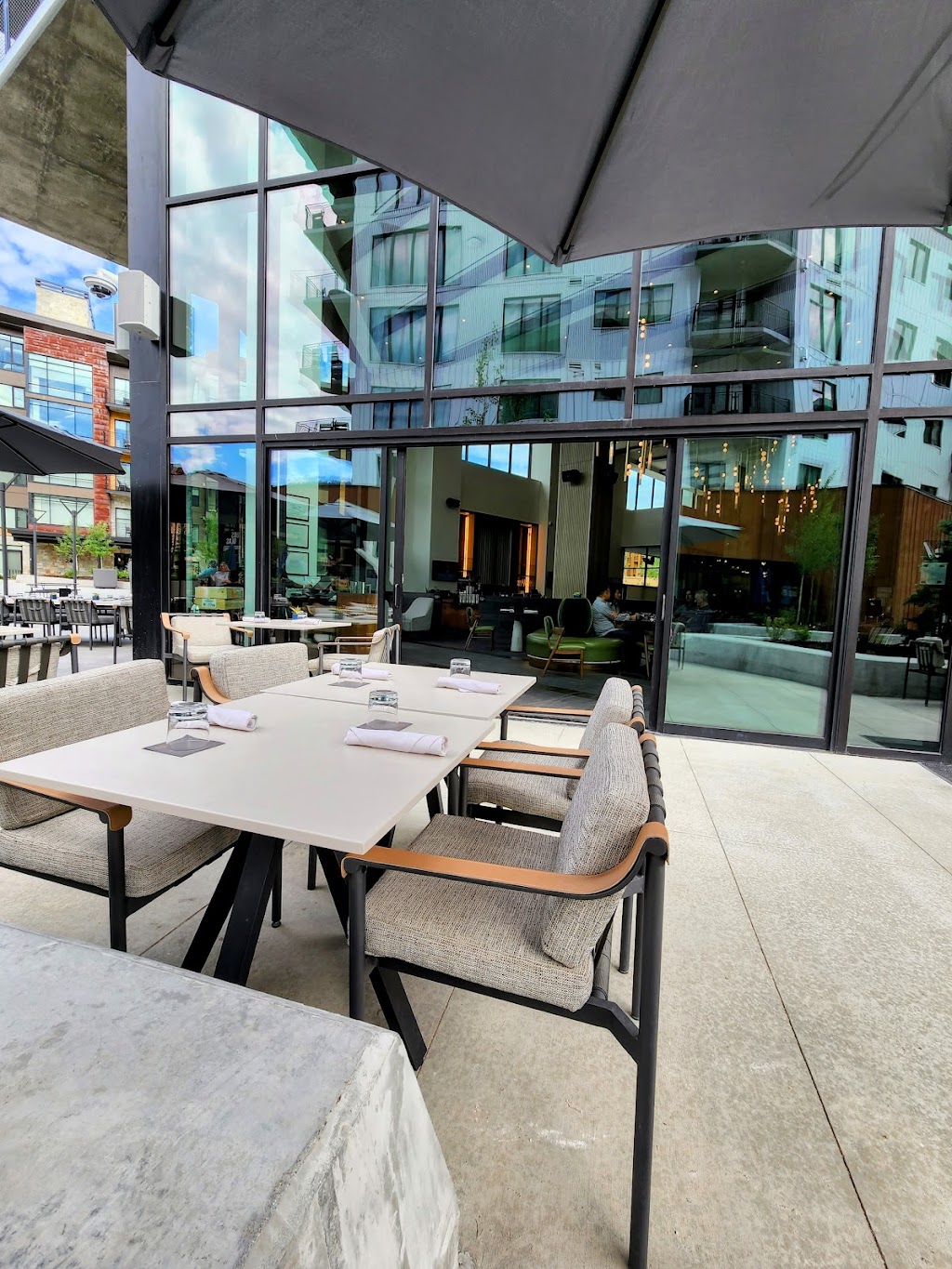 The Pool House | restaurant | 2417 W High Mountain Rd, Park City, UT 84098, USA | 4359626460 OR +1 435-962-6460