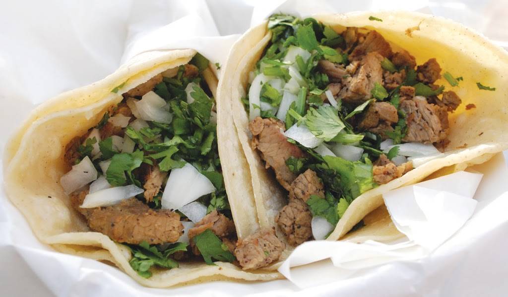 Tacos Panchito | restaurant | 1530 W 6th St, Corona, CA 92882, USA | 9517372322 OR +1 951-737-2322