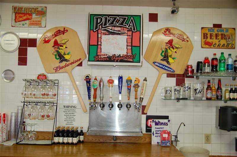 Pizza Chief | restaurant | 7770 Telegraph Rd, Ventura, CA 93004, USA | 8056478888 OR +1 805-647-8888