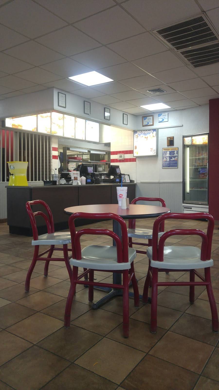 Dairy Queen | restaurant | Dilley, TX 78017, USA | 8309651833 OR +1 830-965-1833