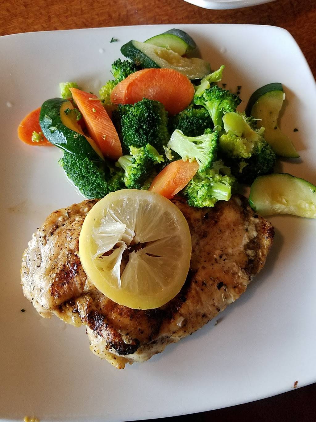 Sizzler | restaurant | 900 Real Rd, Bakersfield, CA 93309, USA | 6613252976 OR +1 661-325-2976