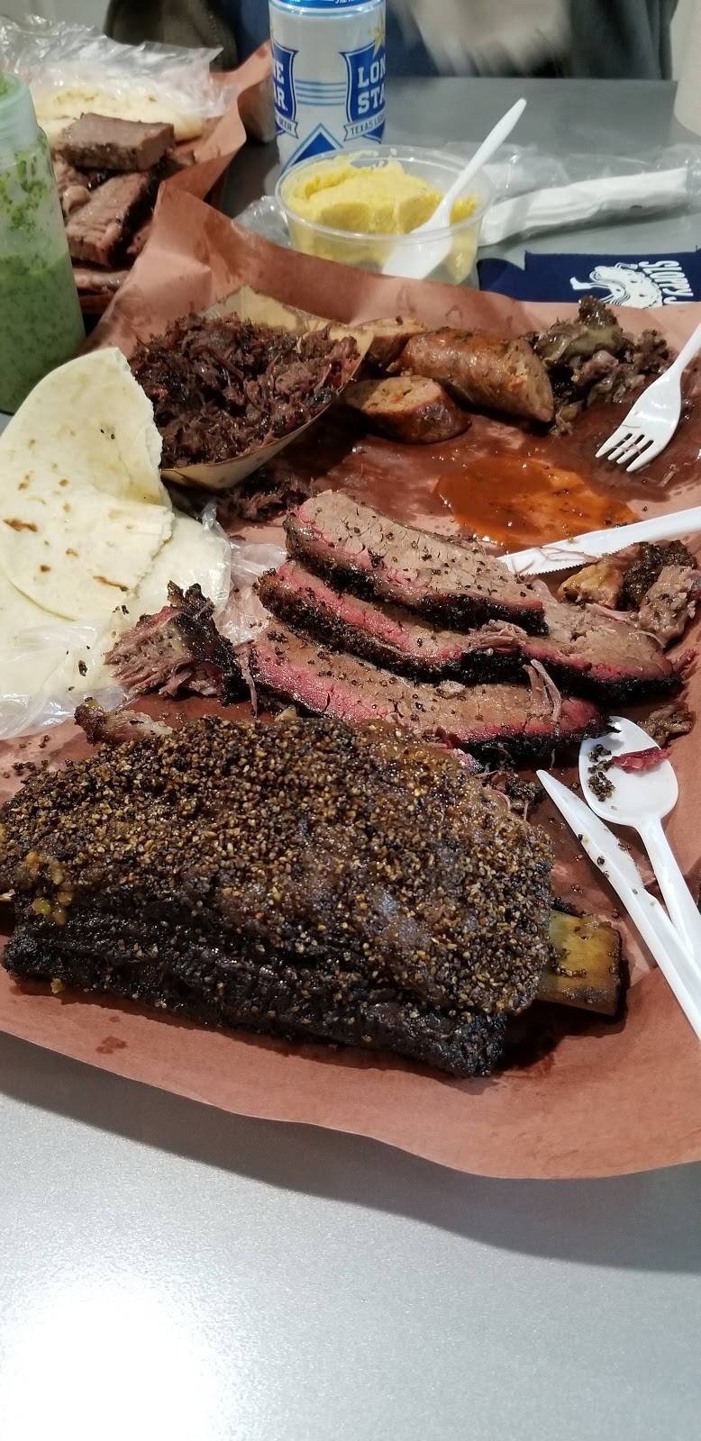 Zavalas Barbecue | restaurant | 421 W Main St, Grand Prairie, TX 75050, USA | 8173309061 OR +1 817-330-9061