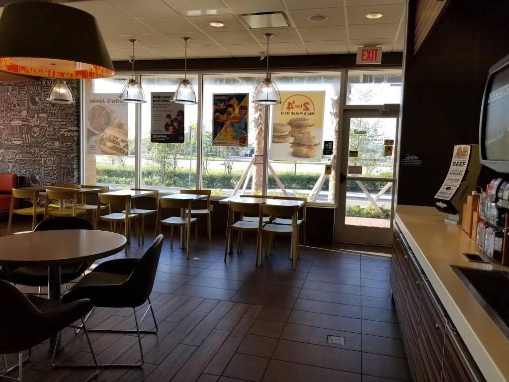 McDonalds | cafe | 9080 20th St, Vero Beach, FL 32966, USA | 7725632555 OR +1 772-563-2555