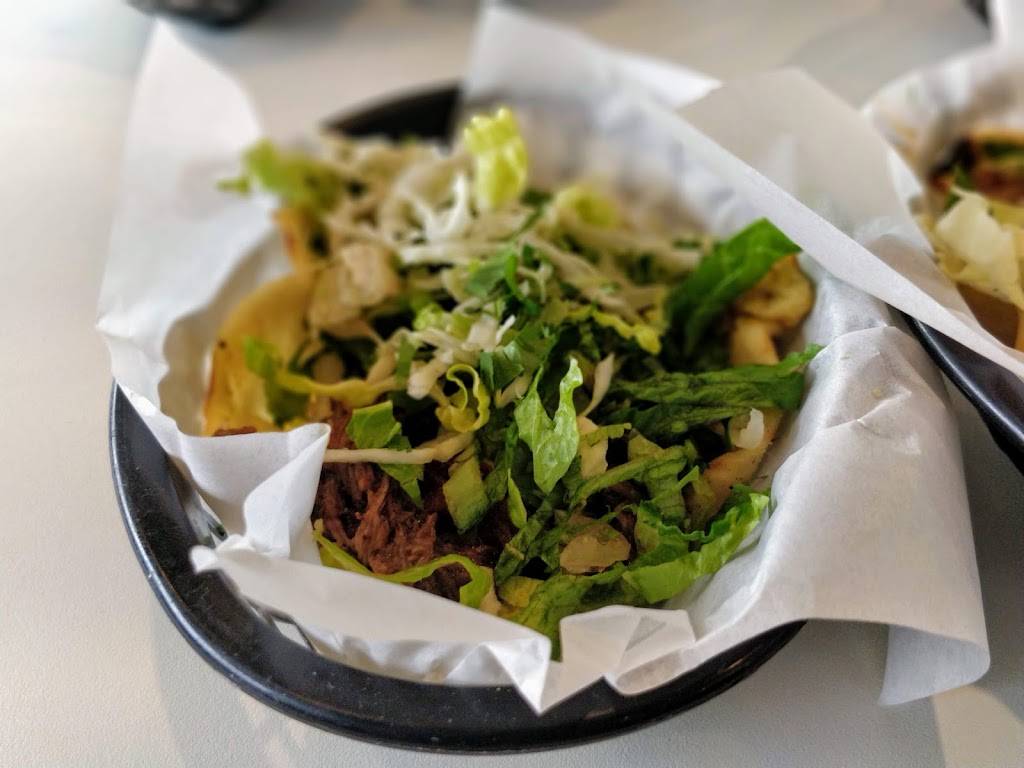 Mad Taco | restaurant | 1664 Greens Prairie Rd W, College Station, TX 77845, USA | 9797046137 OR +1 979-704-6137