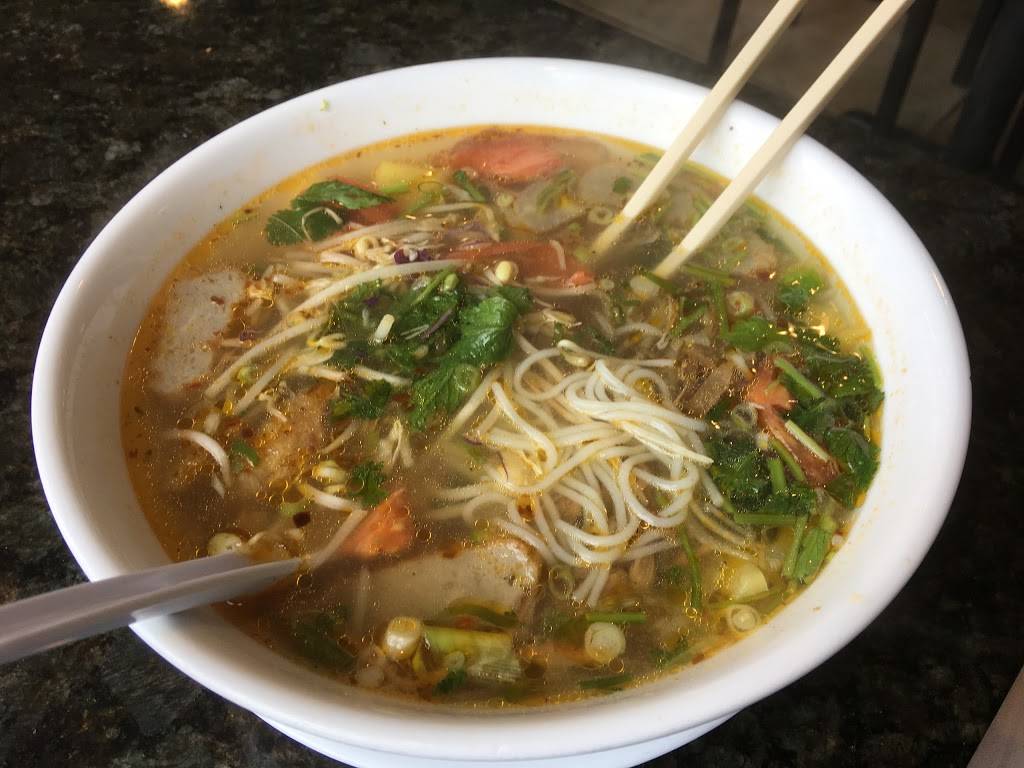 Long Phung Cafe | restaurant | 5864 Park Blvd N, Pinellas Park, FL 33781, USA | 7278009980 OR +1 727-800-9980