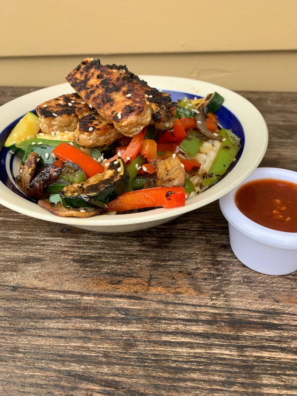 Bodhis Korner | restaurant | 6473 Pacific Coast Hwy Unit E3, Long Beach, CA 90803, USA | 5624314444 OR +1 562-431-4444