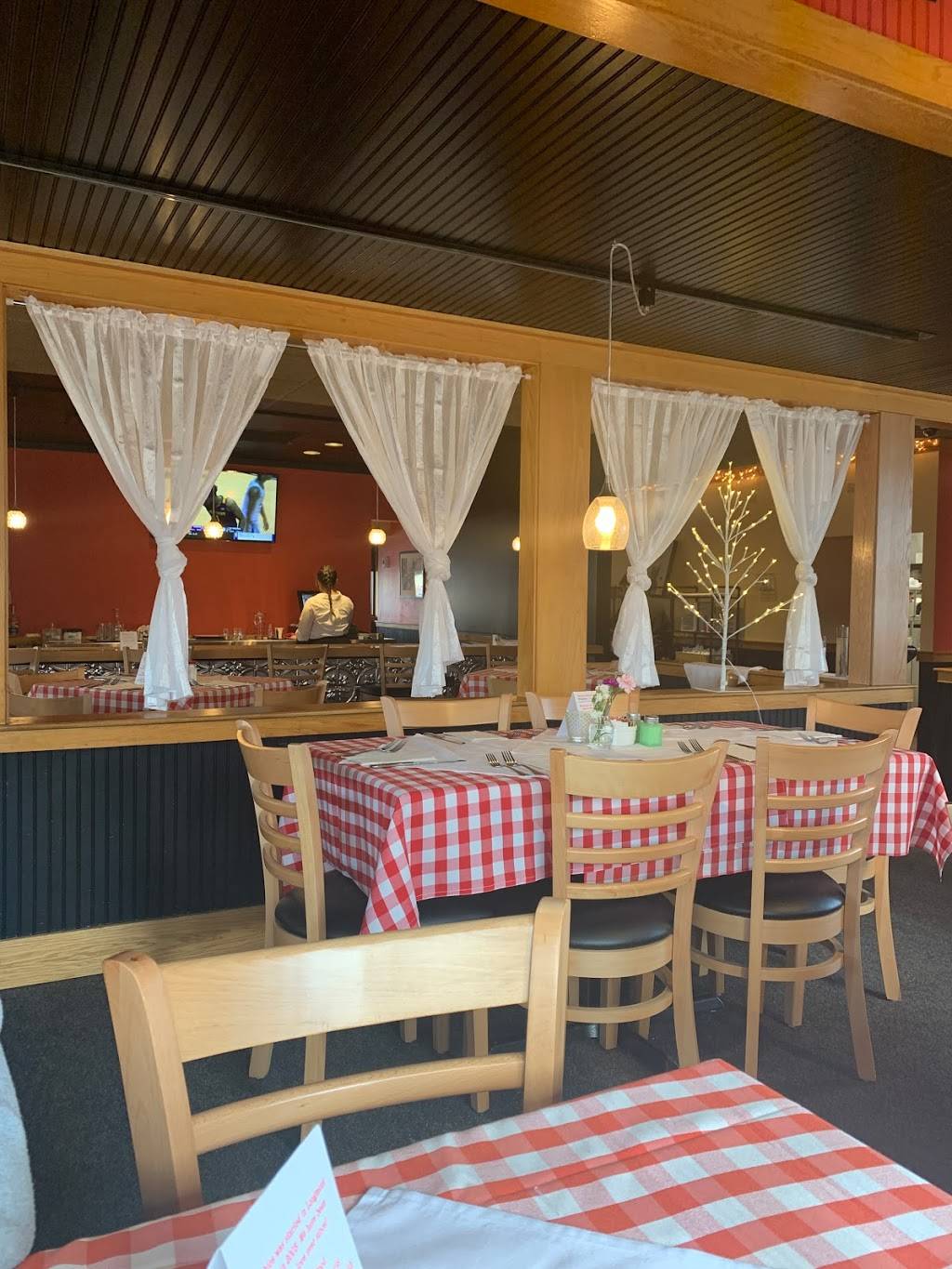 Pinocchios Fort Collins | restaurant | 4306 S College Ave, Fort Collins, CO 80525, USA | 9702261345 OR +1 970-226-1345