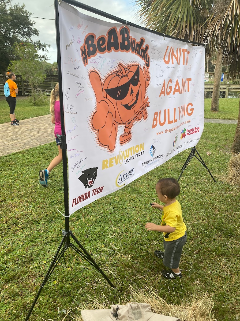 Truckin’ Tacos | restaurant | 750 E Eau Gallie Blvd, Satellite Beach, FL 32937, USA | 3213681870 OR +1 321-368-1870