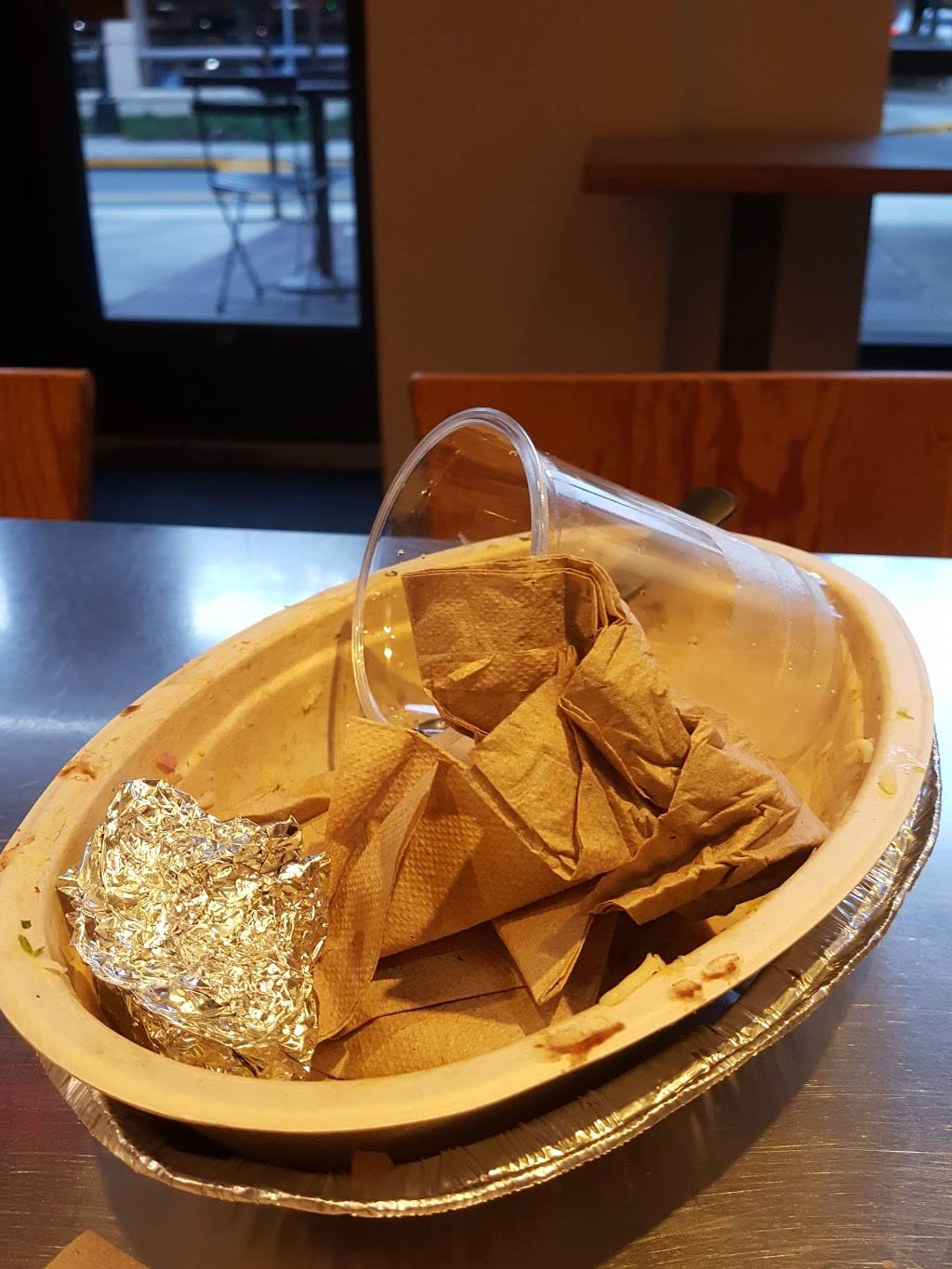 Chipotle Mexican Grill | restaurant | 7923 L Tysons Corner Center, McLean, VA 22102, USA | 7032883890 OR +1 703-288-3890