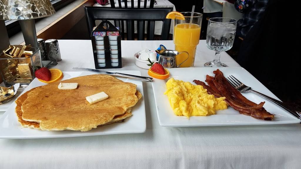 The English Inn | restaurant | 9793, 3597 Bay Settlement Rd, Green Bay, WI 54311, USA | 9204550676 OR +1 920-455-0676