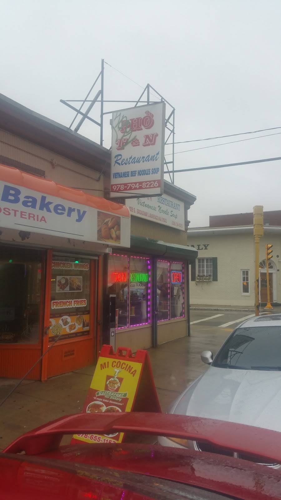 T & N Restaurant | restaurant | 109 S Broadway, Lawrence, MA 01843, USA | 9787948226 OR +1 978-794-8226