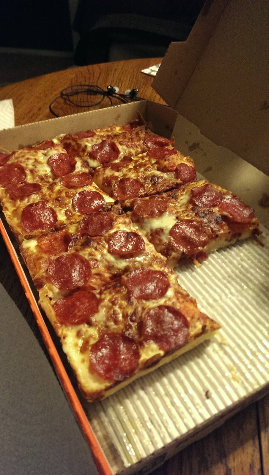 Little Caesars Pizza | meal takeaway | 2850 N 107th Ave #101, Avondale, AZ 85392, USA | 6234742338 OR +1 623-474-2338