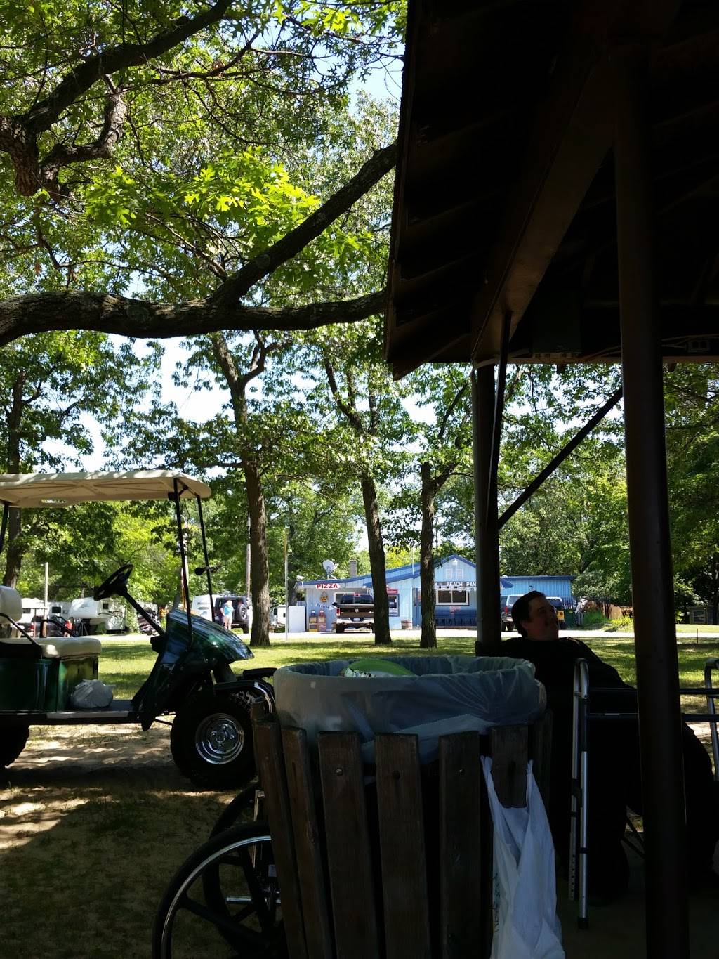 Oak Beach Pantry & Pizza | meal takeaway | 3371 Port Austin Rd, Port Austin, MI 48467, USA | 9897380131 OR +1 989-738-0131