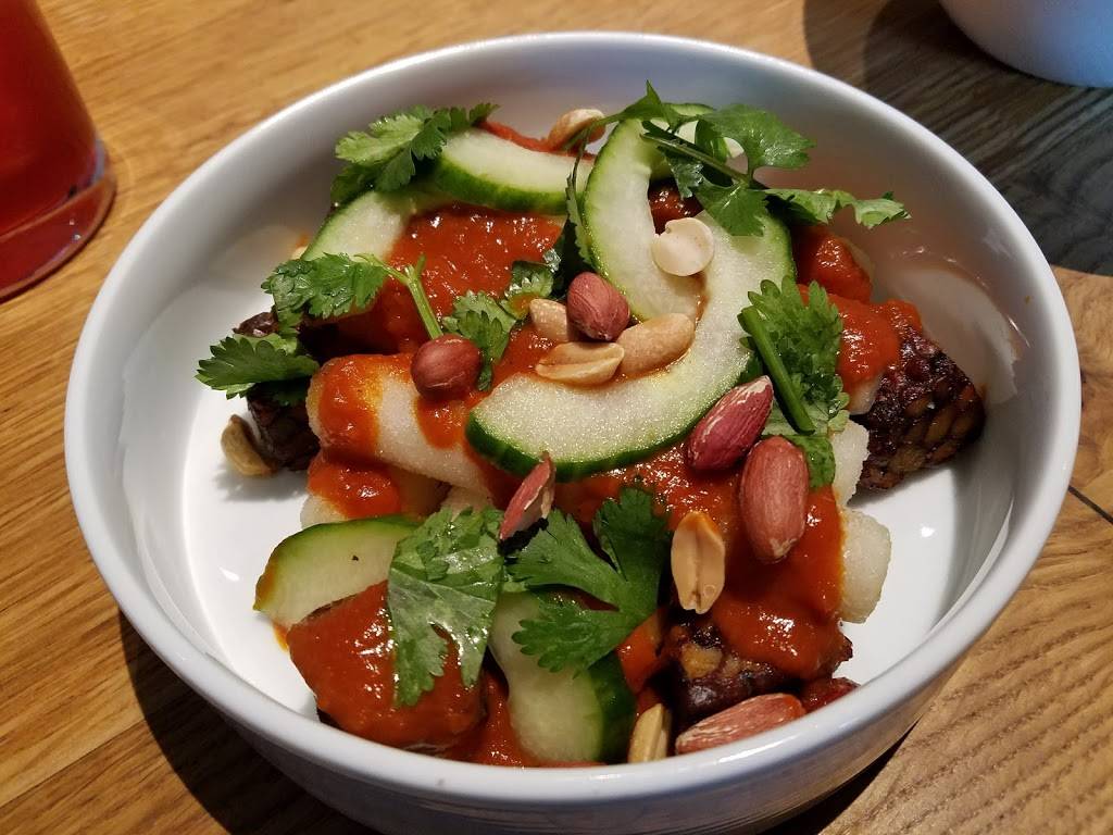 Superior Motors | restaurant | 1211 Braddock Ave, Braddock, PA 15104, USA | 4122711022 OR +1 412-271-1022