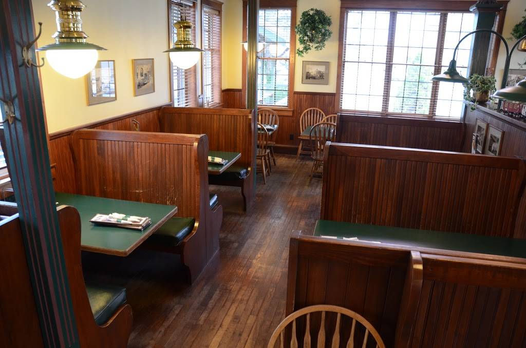 Pizza Junction | restaurant | 201 Court St, Huntington, IN 46750, USA | 2603564700 OR +1 260-356-4700