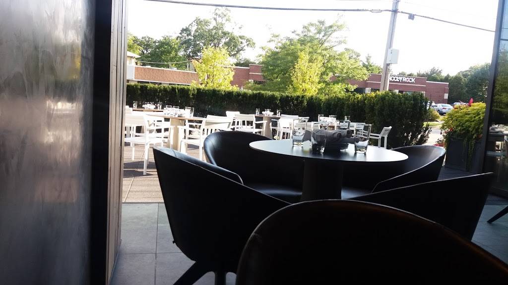 Greenwood | restaurant | 200 Green Bay Rd, Highwood, IL 60040, USA | 8479267319 OR +1 847-926-7319