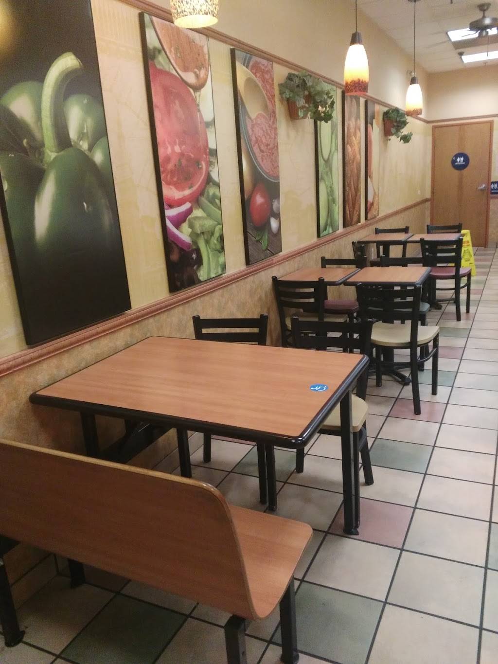 Subway | restaurant | 27923 Greenspot Rd B, Highland, CA 92346, USA | 9098624250 OR +1 909-862-4250