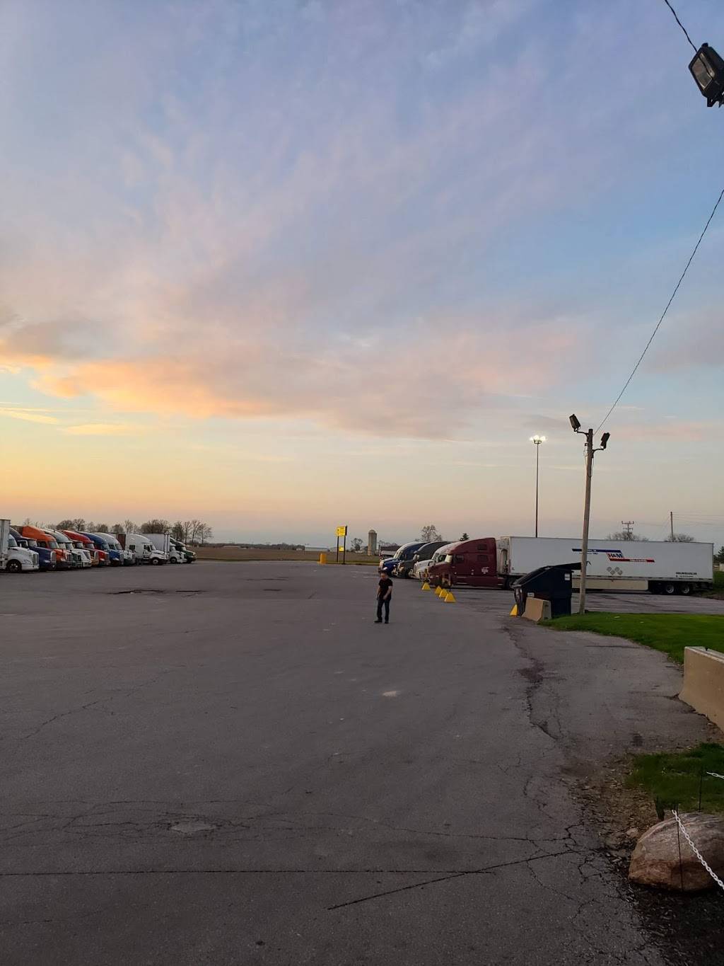 Pilot Travel Center | restaurant | 7455 S, IN-13, Pendleton, IN 46064, USA | 3174856211 OR +1 317-485-6211