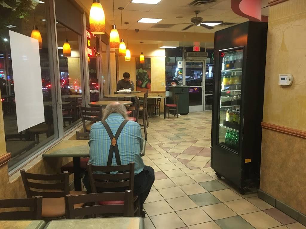 Subway Restaurants | restaurant | CVS Shopping Center, 2461 Santa Monica Blvd Suite B, Santa Monica, CA 90404, USA | 4242804942 OR +1 424-280-4942