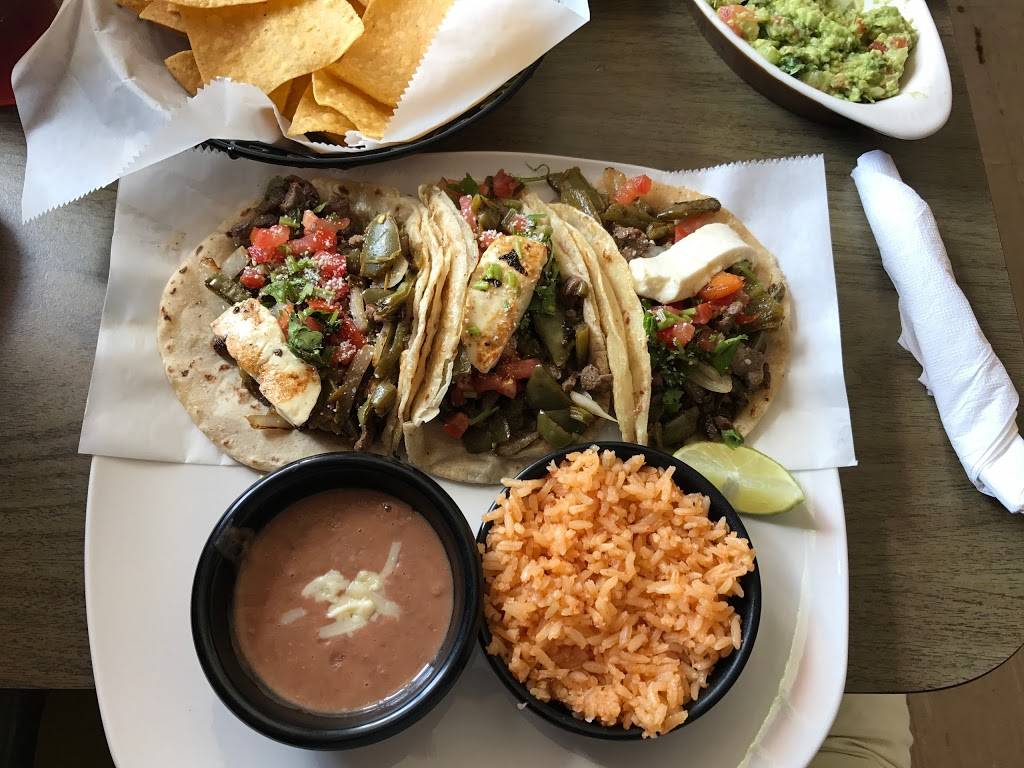 Melecios | restaurant | 4599 Shannon Rd, Shannon, NC 28386, USA | 9108433866 OR +1 910-843-3866