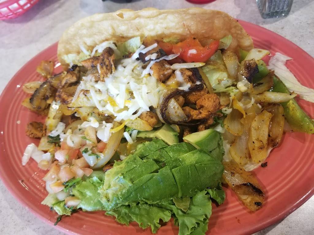 Rubens Mexican Restaurant | restaurant | 2701 Calloway Dr, Bakersfield, CA 93312, USA | 6615893676 OR +1 661-589-3676