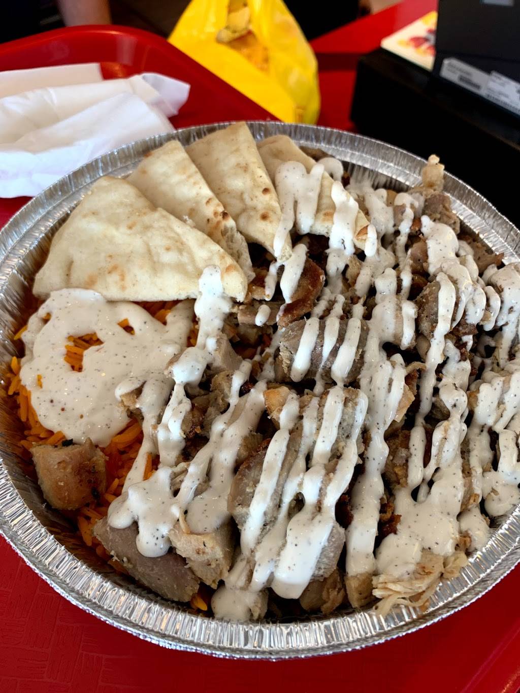 The Halal Guys | restaurant | 44060 Pipeline Plaza, Ashburn, VA 20147, USA | 5712919651 OR +1 571-291-9651