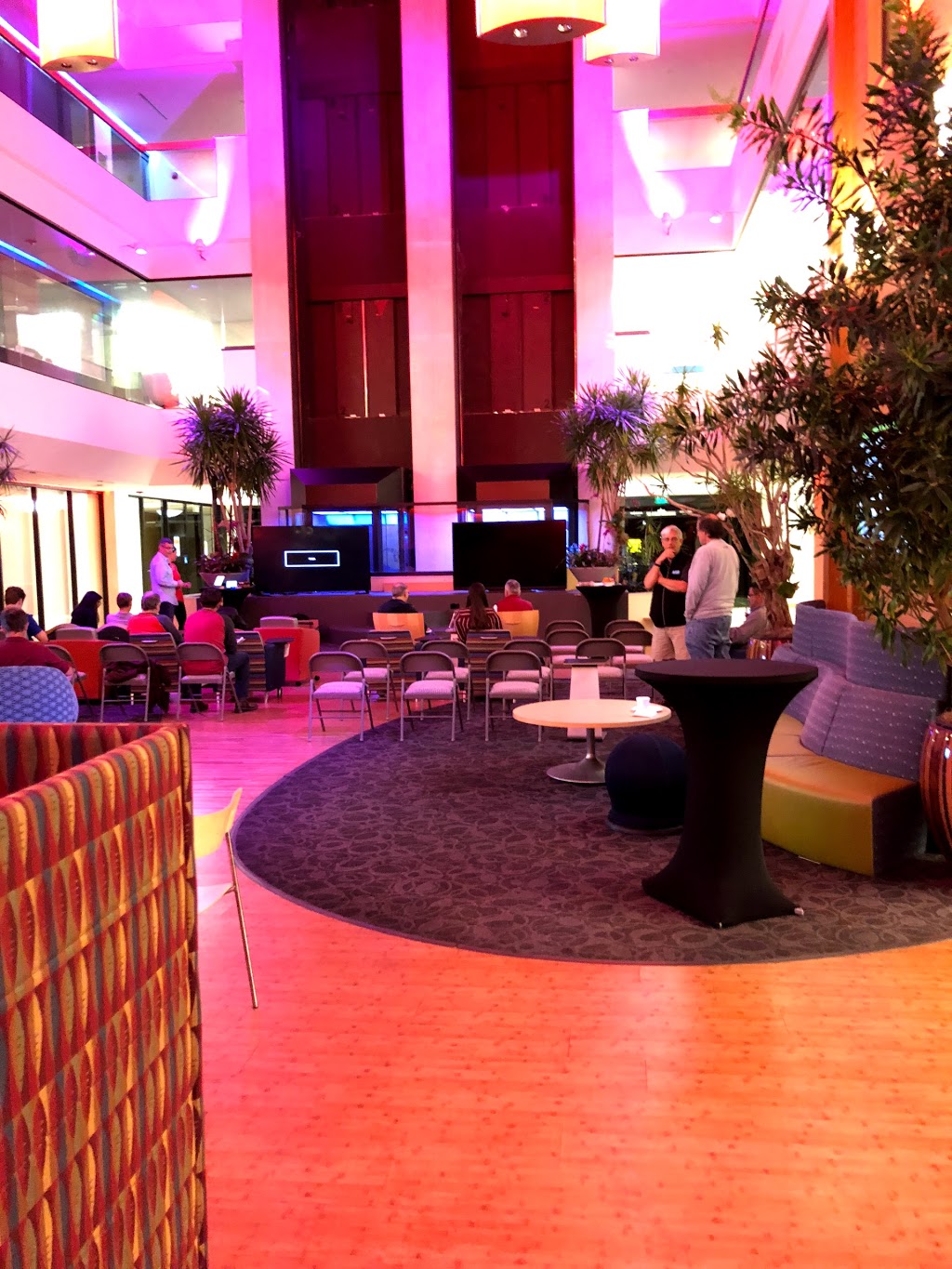 M.E.A.T. Eatery And Taproom | restaurant | 2831 N Federal Hwy Suite 9, Boca Raton, FL 33431, USA | 5614192600 OR +1 561-419-2600