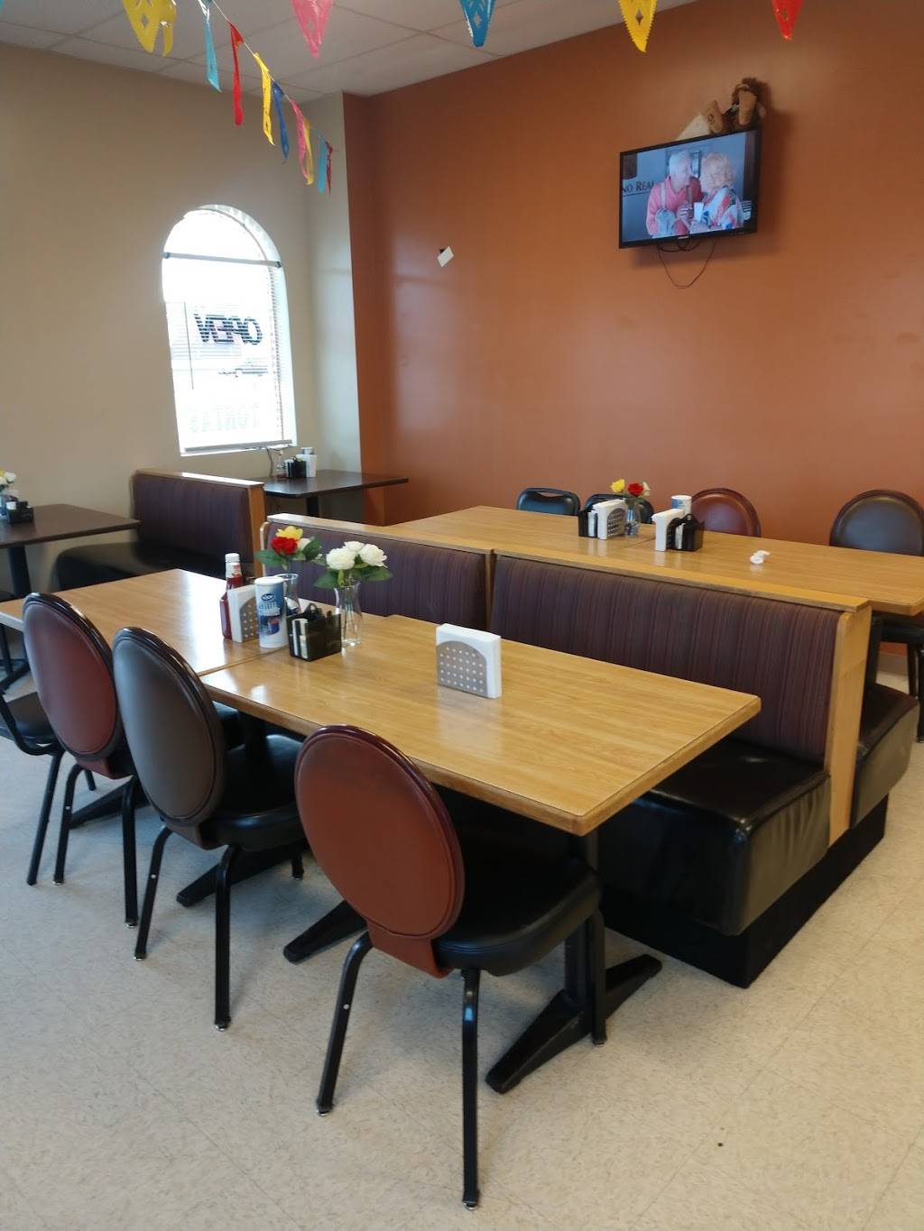 Teds Philly cheese steaks & Mexican Grill | restaurant | 7215 E 72nd Ave, Commerce City, CO 80022, USA | 3034980507 OR +1 303-498-0507