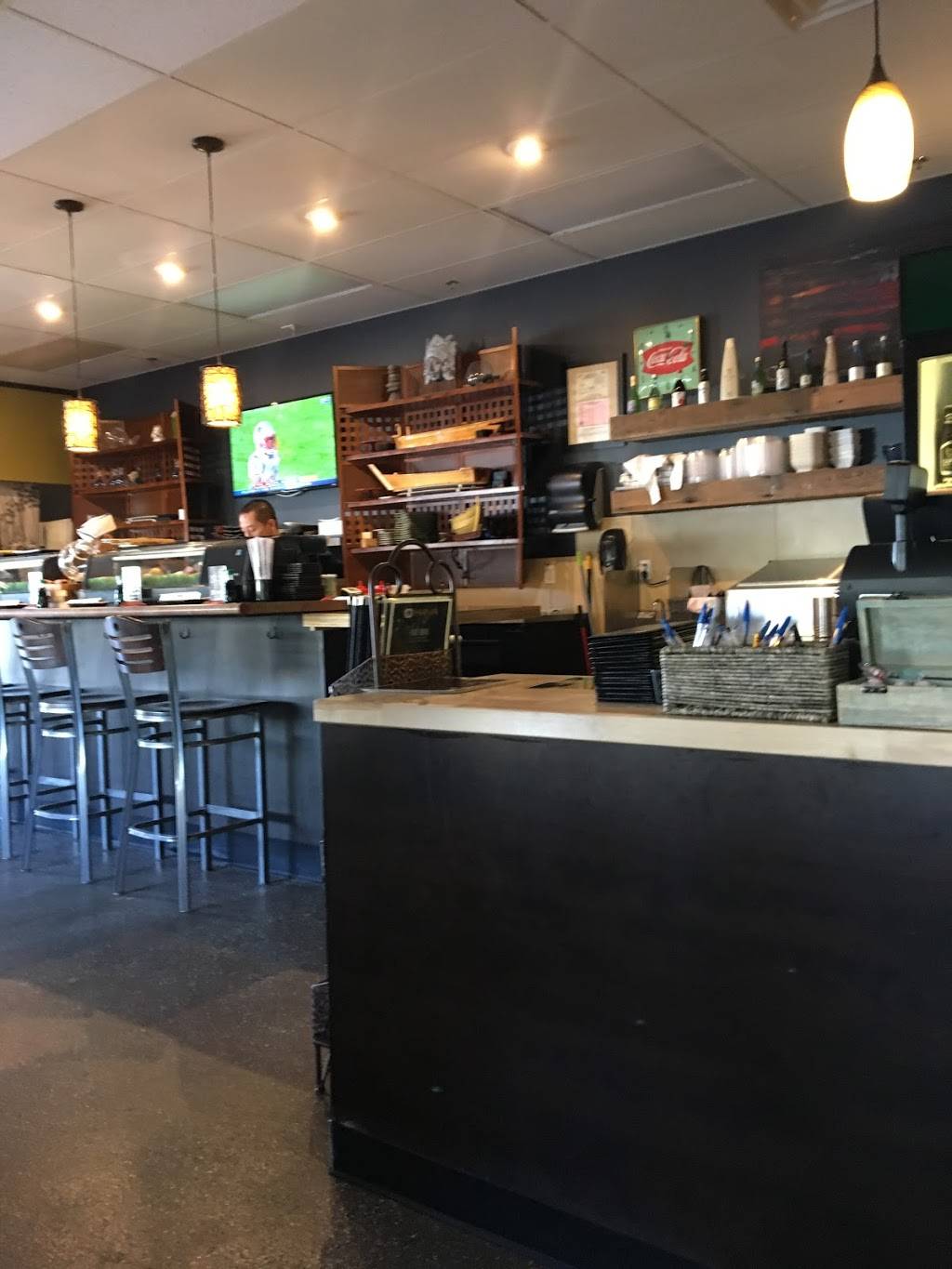 Maya Sushi Lounge | restaurant | 1512 E Champlain Dr #103, Fresno, CA 93720, USA | 5594341464 OR +1 559-434-1464