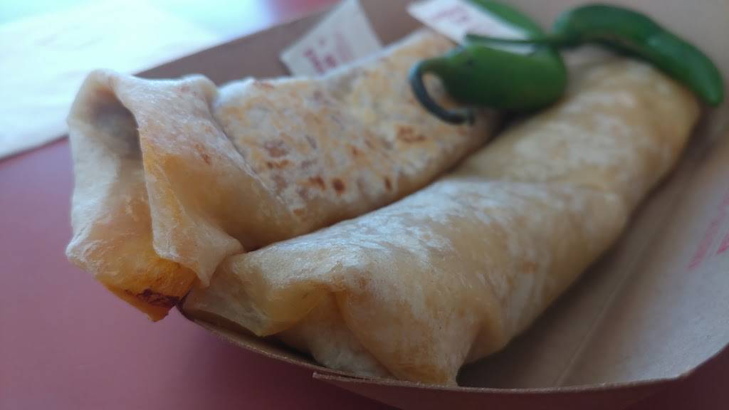 Burritos La Palma | restaurant | 410 N Bristol St, Santa Ana, CA 92703, USA | 6572660575 OR +1 657-266-0575