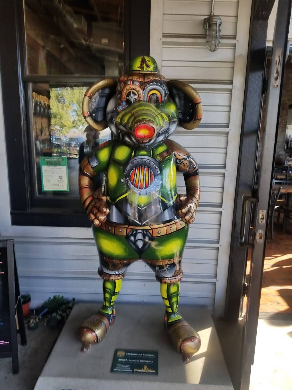 Beer Shed | restaurant | 95 Linden St, Oakland, CA 94607, USA | 5103383965 OR +1 510-338-3965