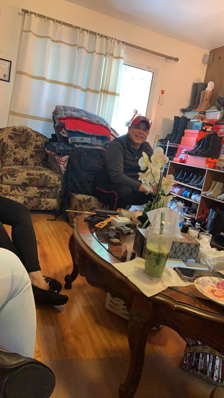 Round Table Pizza | meal delivery | 2227 Gellert Blvd, South San Francisco, CA 94080, USA | 6508781001 OR +1 650-878-1001