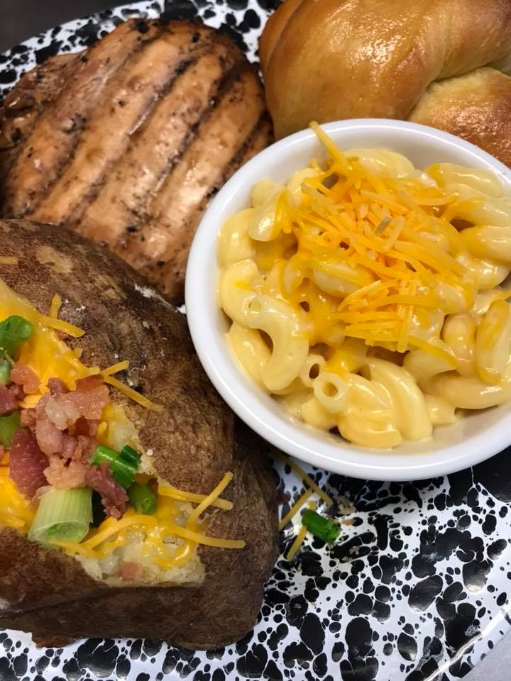 The Bread Bowl | restaurant | 100 Oregon St, Hiawatha, KS 66434, USA | 7852881480 OR +1 785-288-1480