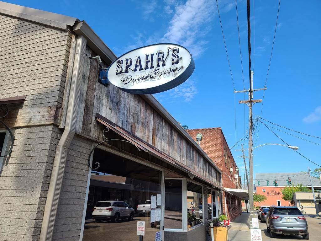 Spahrs Downtown | restaurant | 601 W 4th St, Thibodaux, LA 70301, USA | 9854480487 OR +1 985-448-0487