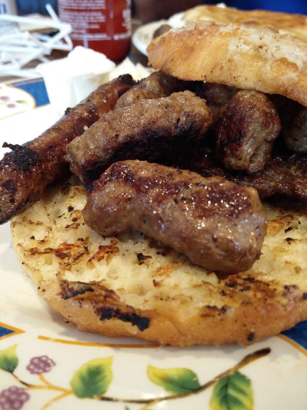 Berinas Specialty Grill & Restaurant | restaurant | 889 Pantera Dr, Mississauga, ON L4W 2R9, Canada | 9052060607 OR +1 905-206-0607