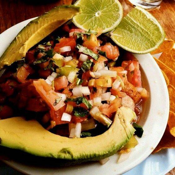 Chifrijos Latin Restaurant | restaurant | 2925 Vineland Rd, Kissimmee, FL 34746, USA | 4078336965 OR +1 407-833-6965