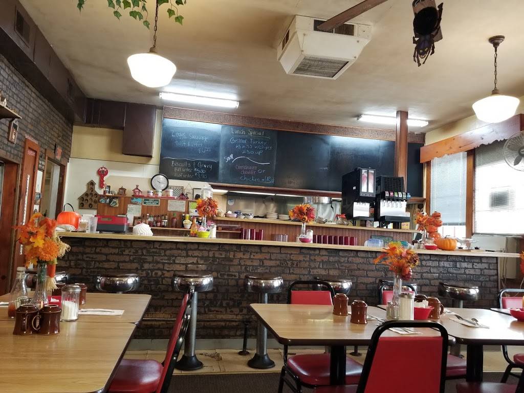 Red School Cafe | restaurant | 12320 Bristol Rd, Bristol, WI 53104, USA | 2628572652 OR +1 262-857-2652