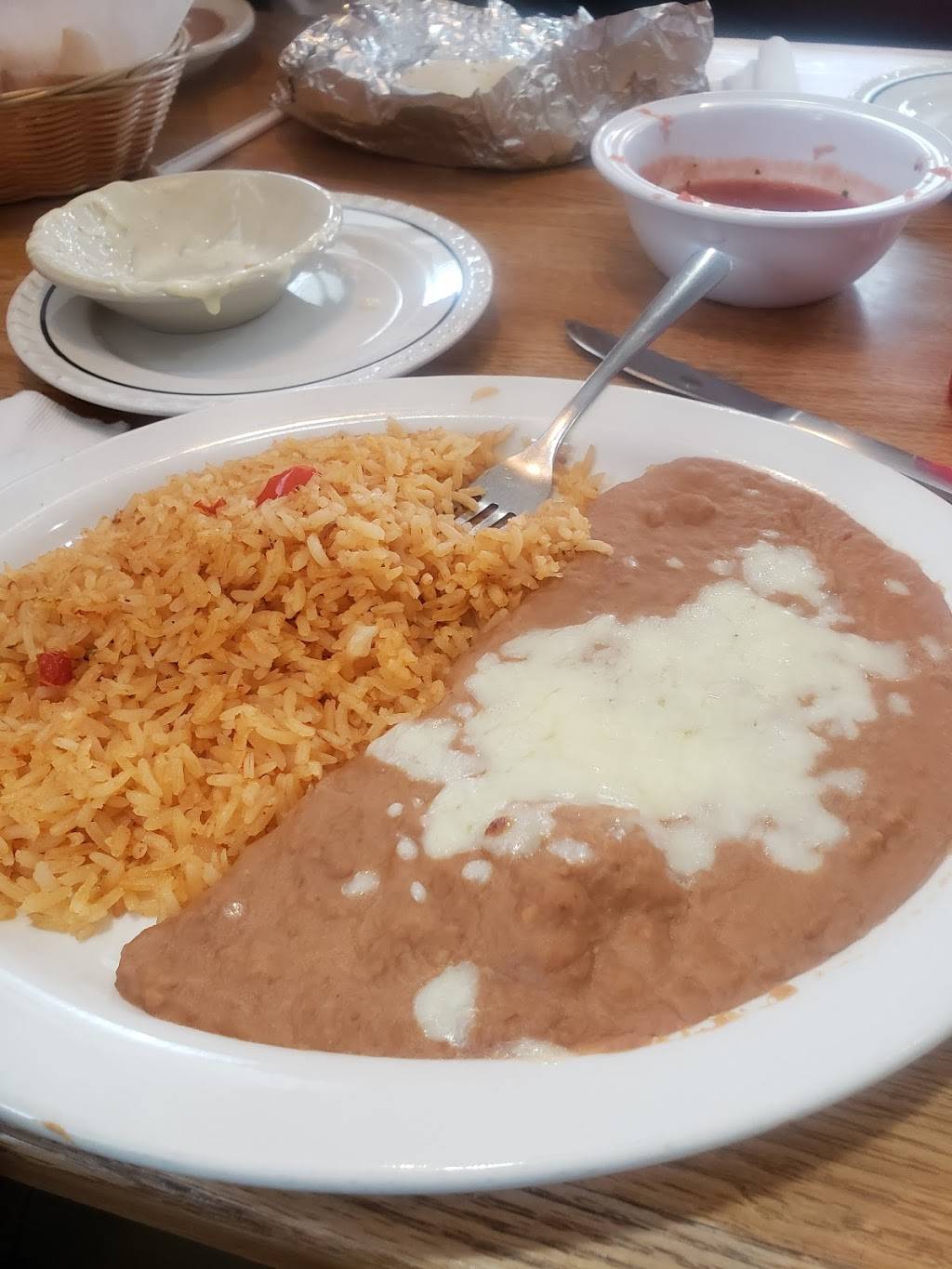 Calaveras Mexican Bar & Grill | restaurant | 5511 Silica Rd, Austintown, OH 44515, USA | 3305059140 OR +1 330-505-9140