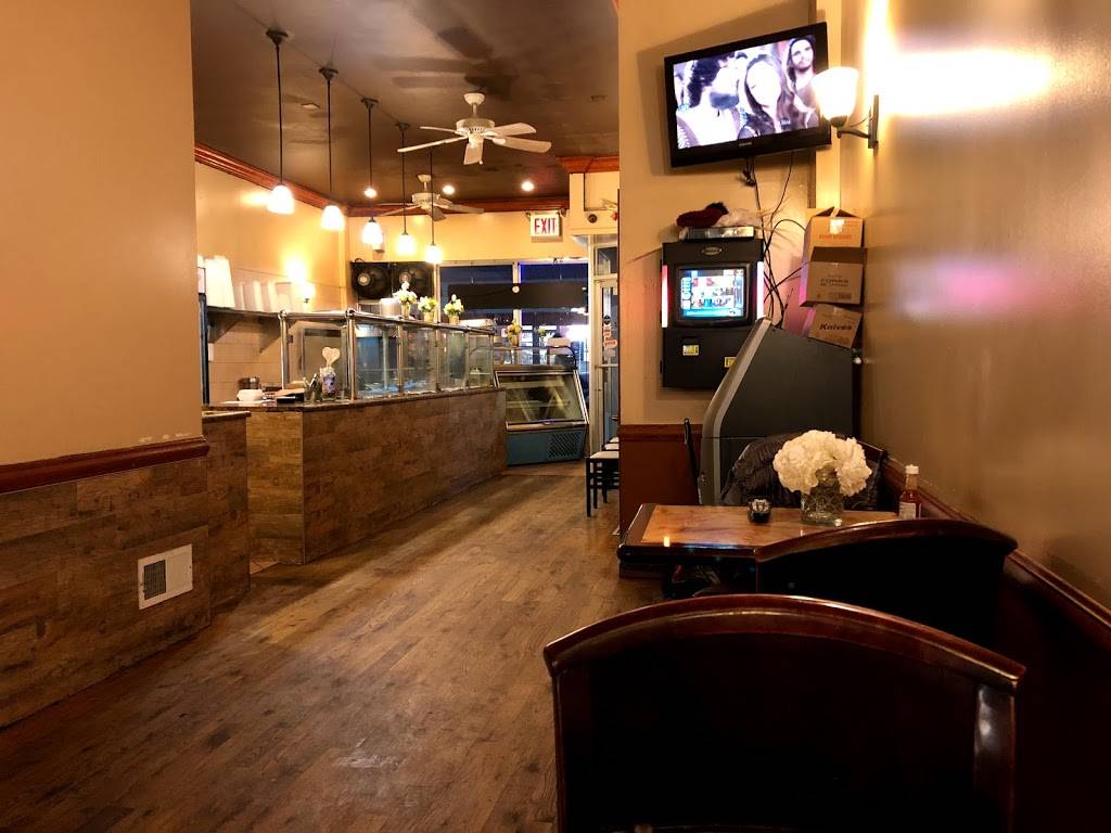 La Cocina De Mama | restaurant | 56-13 Metropolitan Ave, Ridgewood, NY 11385, USA | 7184174000 OR +1 718-417-4000