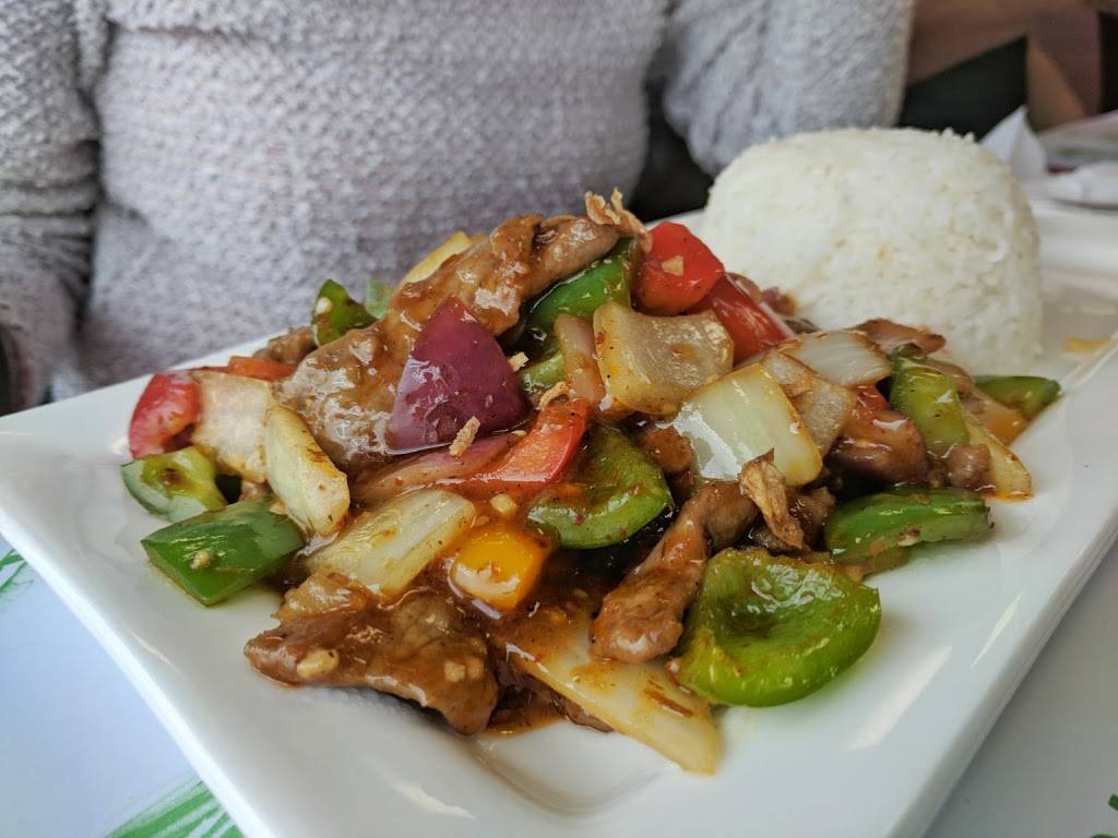 Hai Thai & Vietnamese Cuisine | restaurant | 701 Dundas St W, Whitby, ON L1N 2N3, Canada | 9054935888 OR +1 905-493-5888