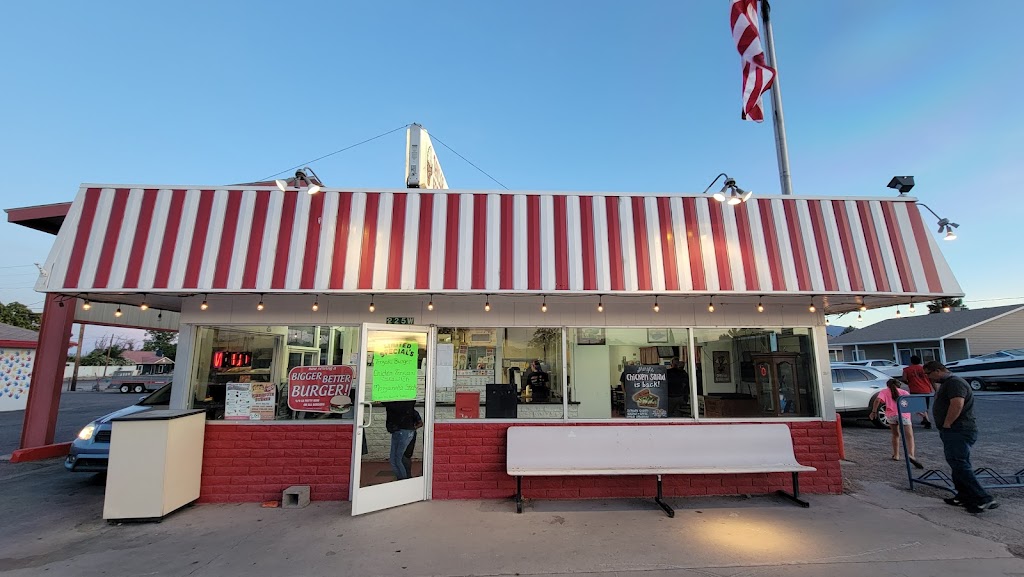 Pima Taylor Freeze | meal takeaway | 225 W Center St, Pima, AZ 85543, USA | 9284852661 OR +1 928-485-2661
