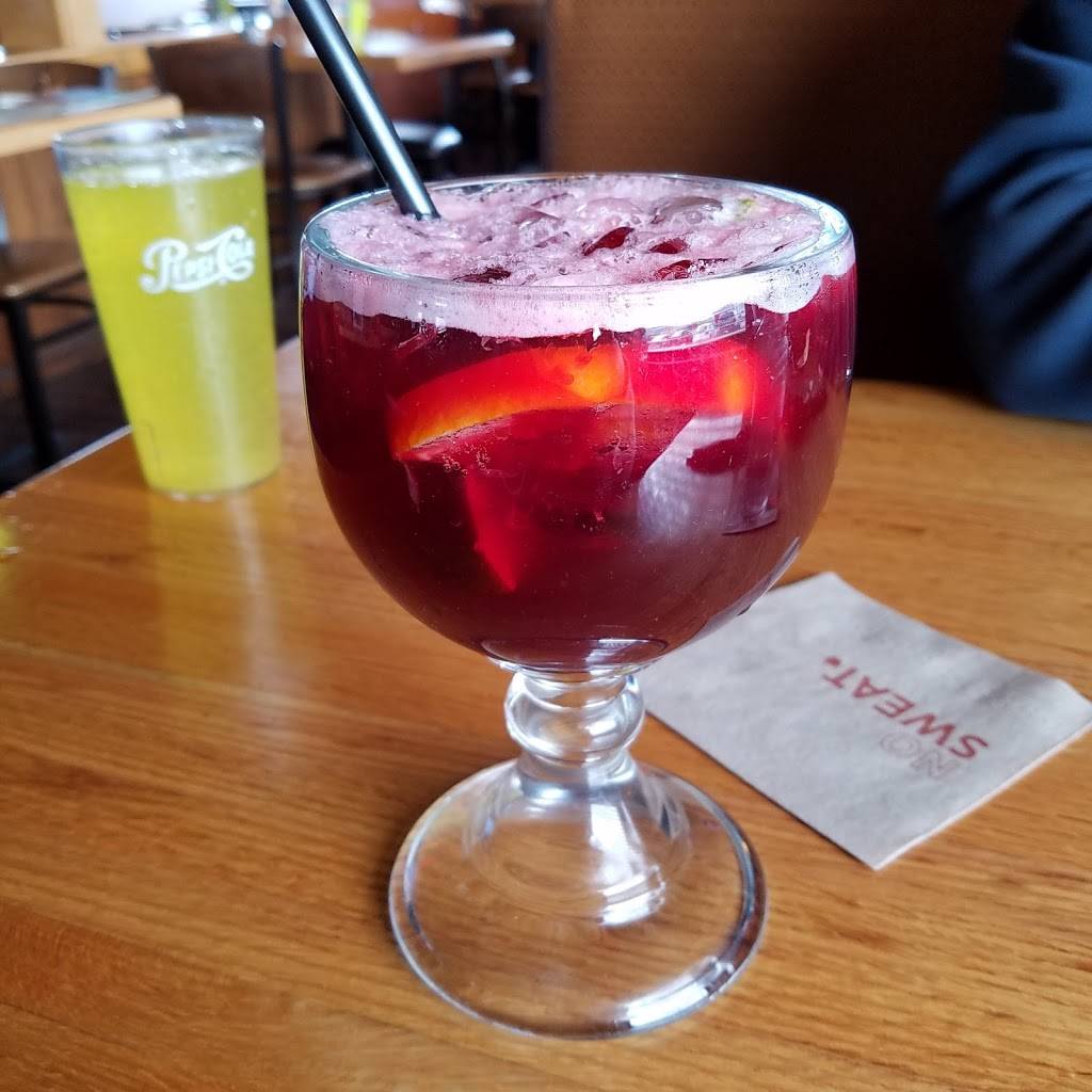 Applebees Grill + Bar | restaurant | 531 Emily Dr, Clarksburg, WV 26301, USA | 3046232092 OR +1 304-623-2092