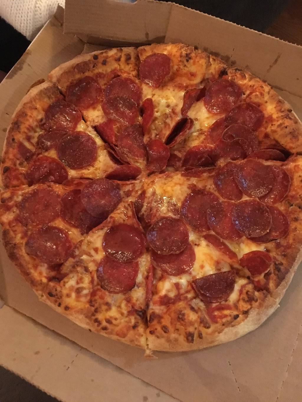 Dominos Pizza | meal delivery | 8760 Veterans Memorial Pkwy, OFallon, MO 63366, USA | 6362813030 OR +1 636-281-3030