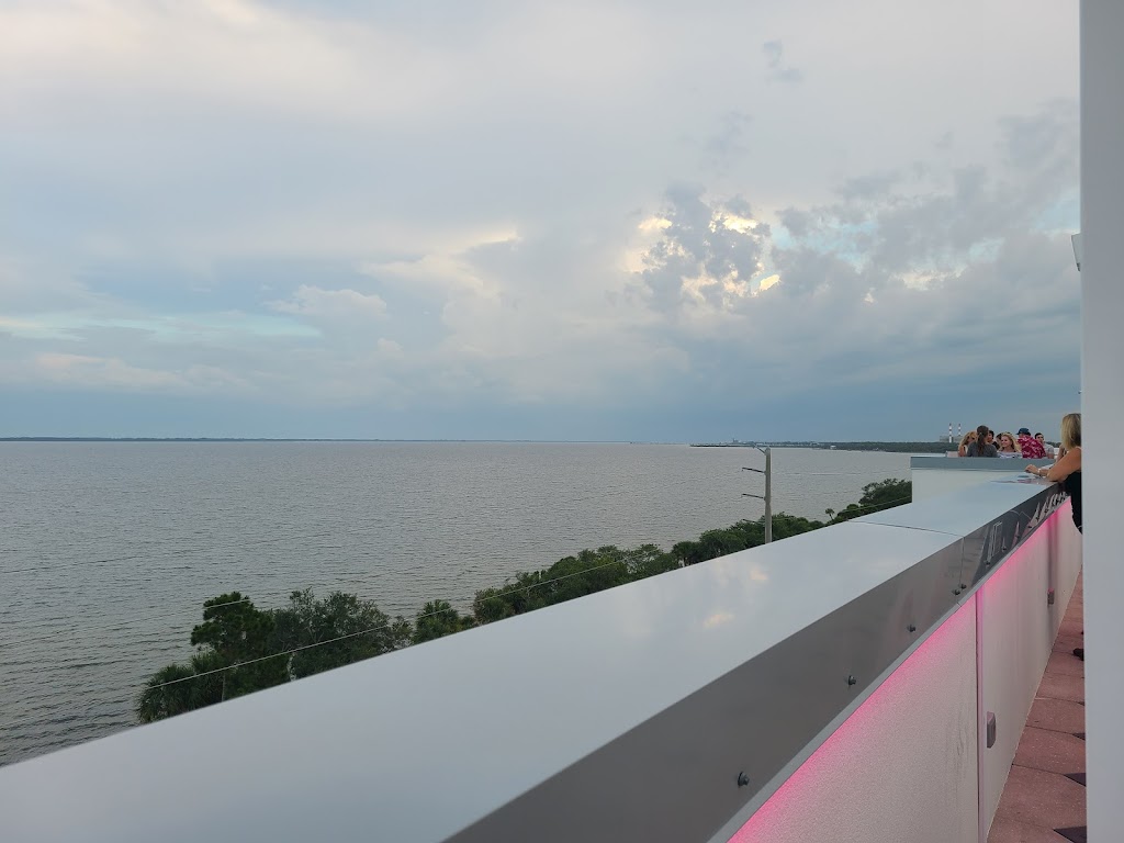 The Space Bar | restaurant | 6245 Riverfront Center Blvd, Titusville, FL 32780, USA | 3219669200 OR +1 321-966-9200